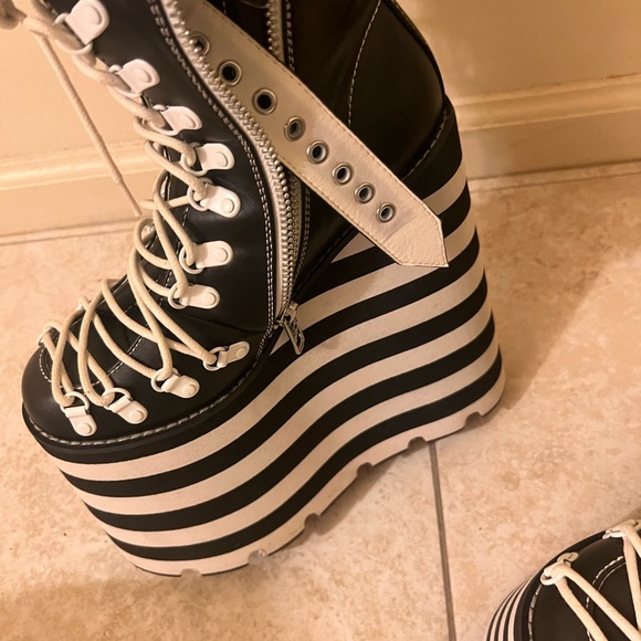 Dolls Kill Black and White Striped Platform Boots - Picture 7 of 11